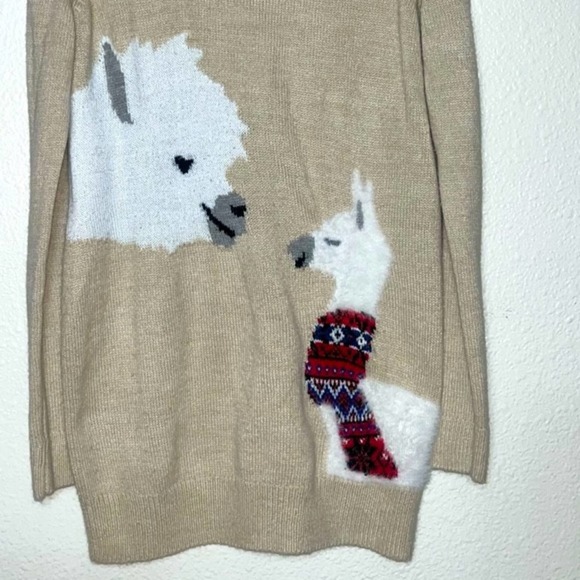 Motherhood Maternity Fuzzy Llama Sweater Women's size Small Beige - Picture 6 of 15